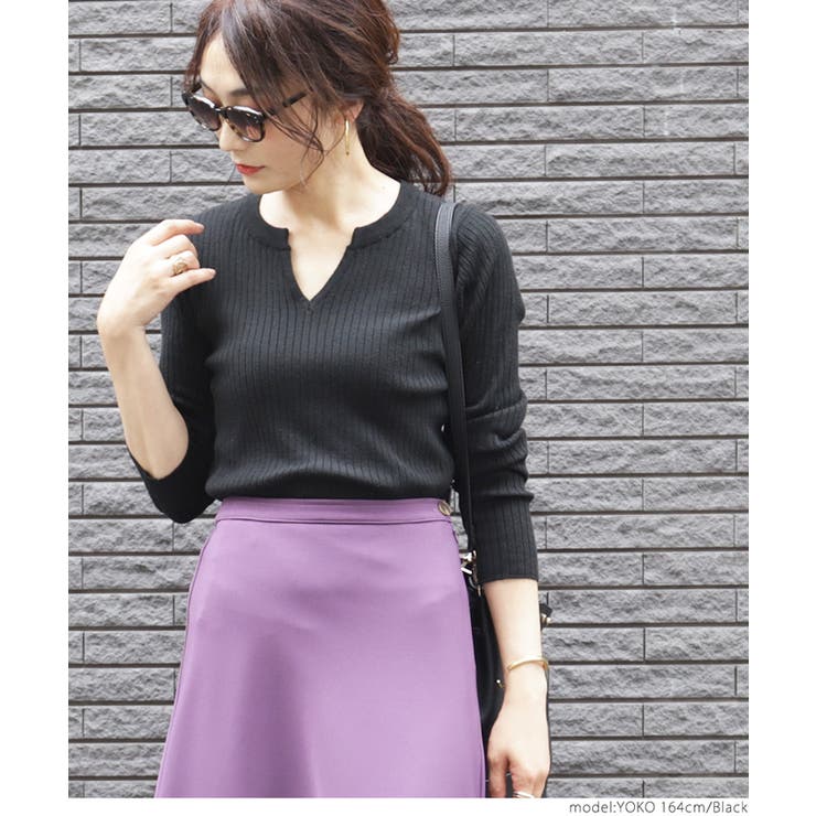 やわらかキーネックリブニットトップス yokoさん着用 | coca | 詳細画像13 