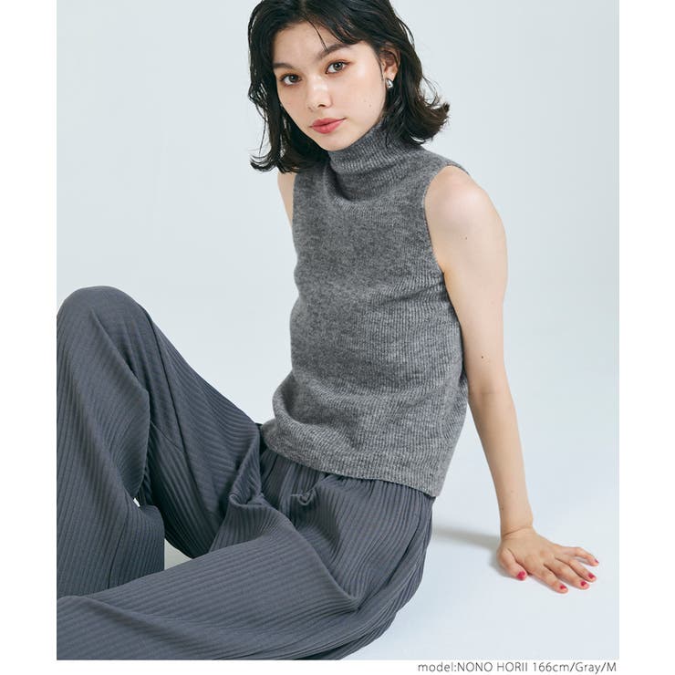 美品】GIVENCHY GOLF ハイネックノースリーブベスト Lサイズ GIVENCHY