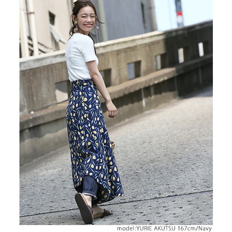 上品チューリップ柄ラップスカート 阿久津ゆりえさん着用(巻き