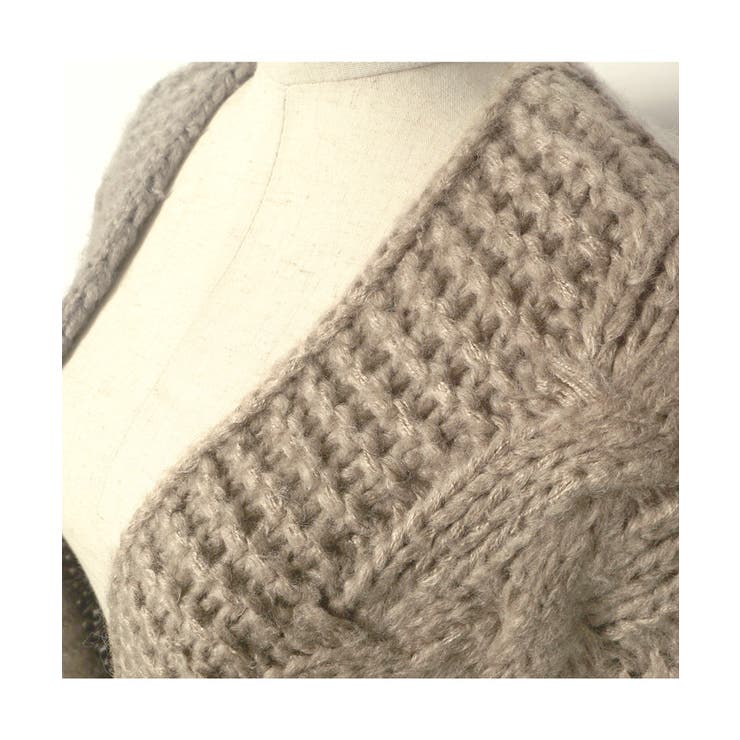 ざっくり手編み風ロングスリーブニットカーディガン 石田一帆さん着用(ショート丈 | coca | 詳細画像7 