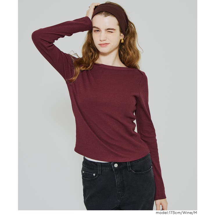［Wine］ | デコルテを美しく見せるボートネックデザインのリブカットソー | coca