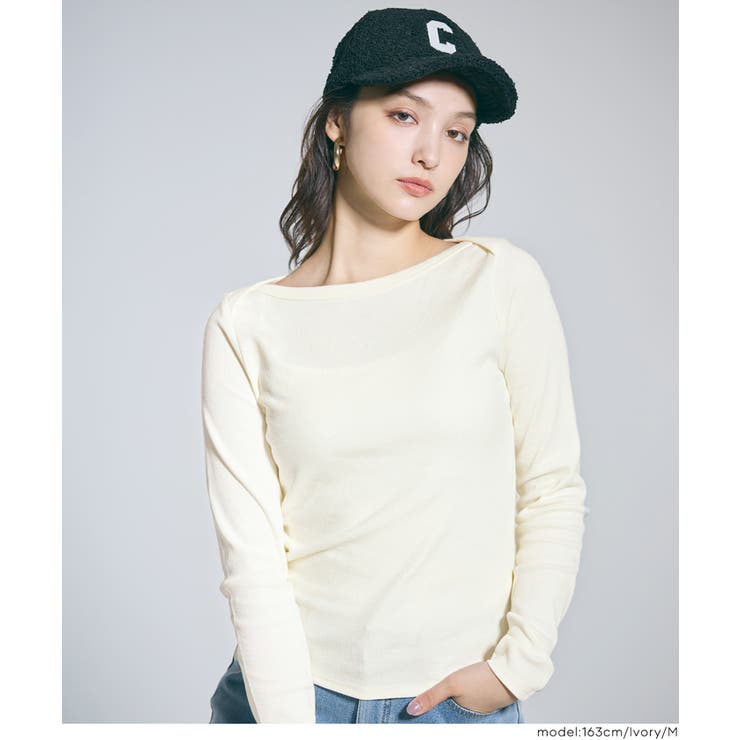 ［Ivory］ | デコルテを美しく見せるボートネックデザインのリブカットソー | coca