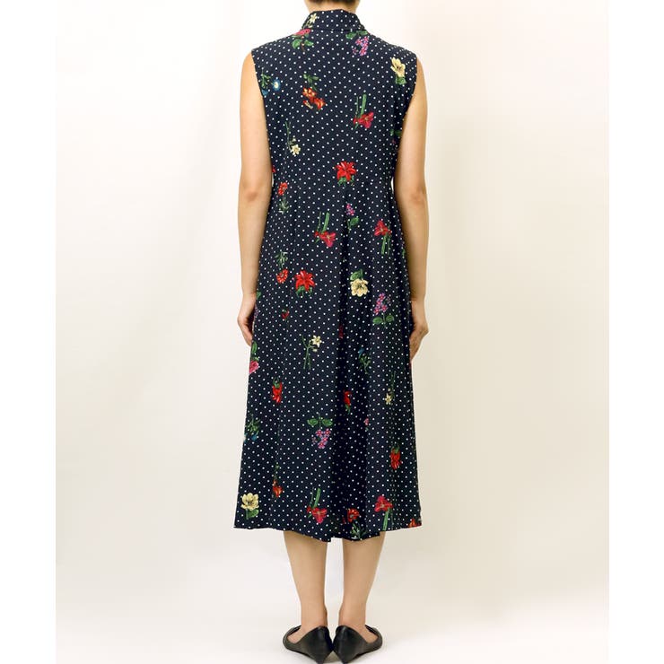 DKNY 軽やか 上品で大きな花柄 ノースリーブ シャツ ワンピース ダナキャランニューヨーク DKNY ☆$99 サイドロゴテープ襟付きV