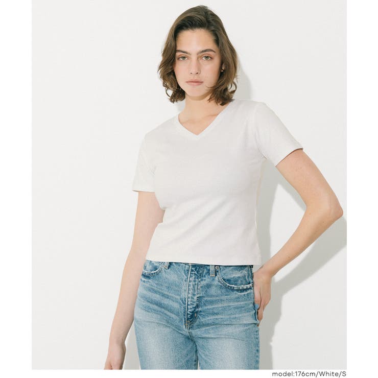 すっきりVネックで上品な抜け感を叶える スムーストップス〈４サイズ展開〉 | coca | 詳細画像11 