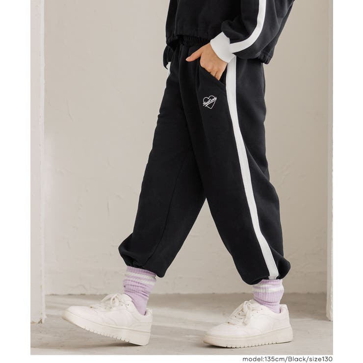 ［Black］ | サイドラインパンツ | coca