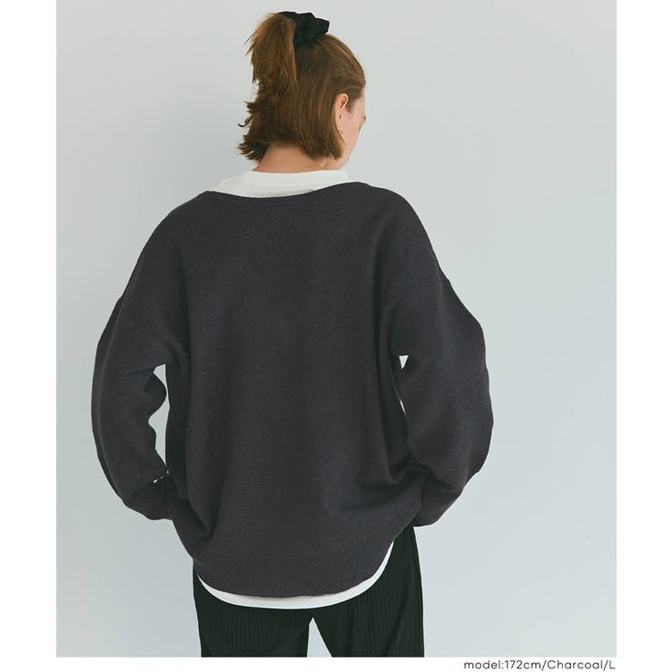 女性らしい抜け感を演出。ディープVネックニットトップス | coca | 詳細画像10 