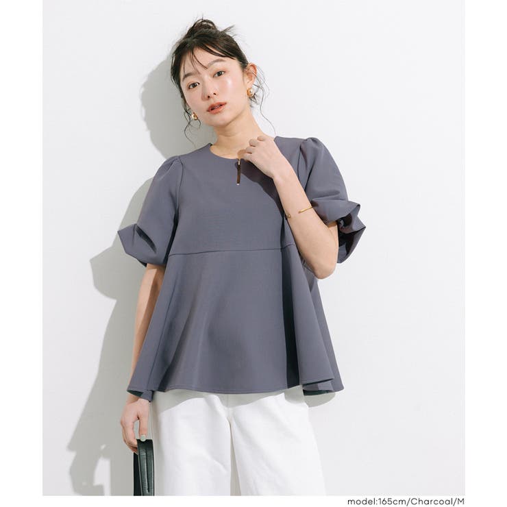 一枚で品よく決まる、ボリューム袖ペプラムブラウス | coca | 詳細画像9 