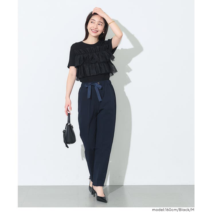 胸元のフリルが大人可愛い、半袖フリルニットトップス[品番