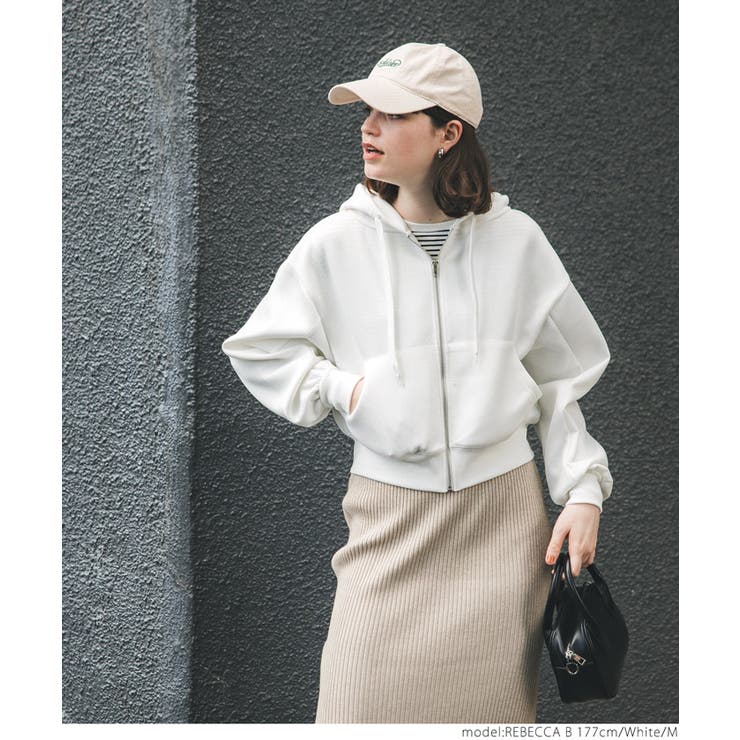 ［White］ | ダンボールクロップド丈パーカー | coca