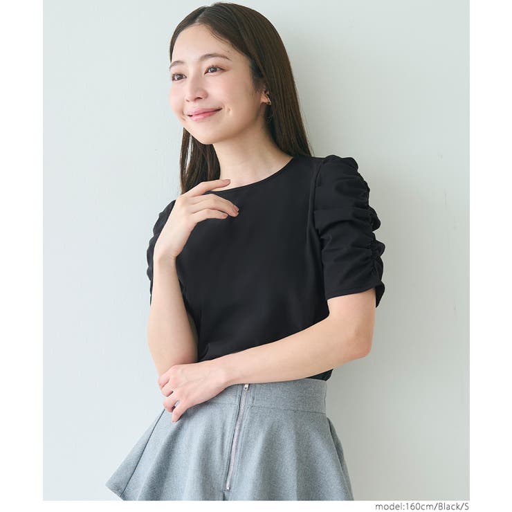 ［Black］ | シルキータッチ 袖ギャザートップス | coca