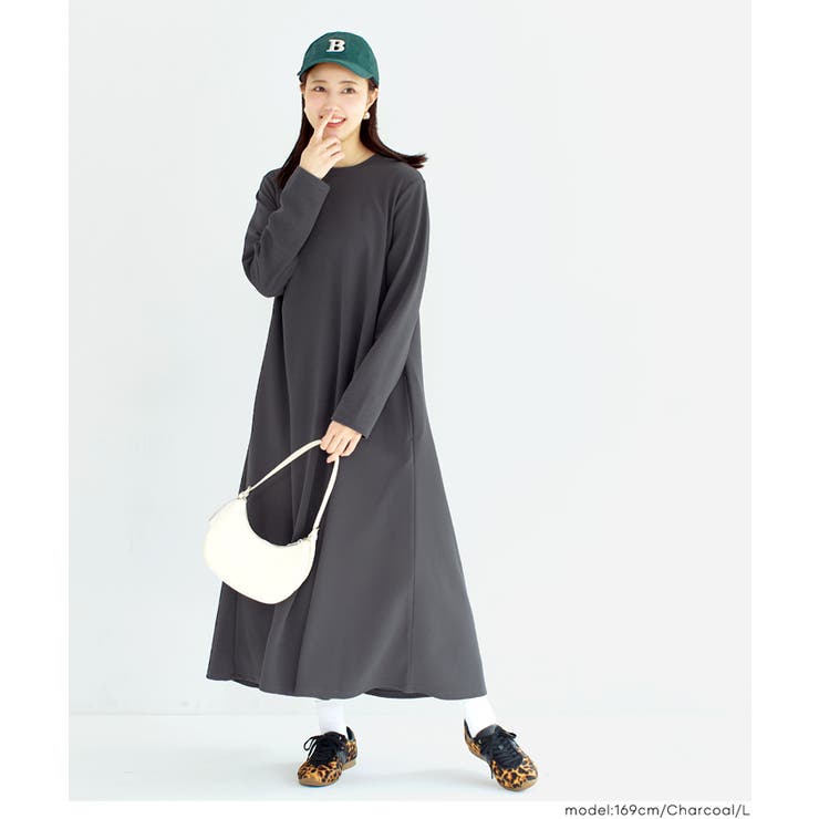 ［Charcoal］ | エンボス長袖Aラインワンピース | coca
