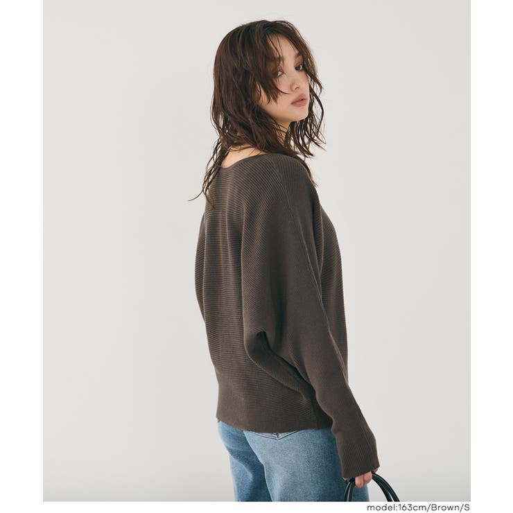 シリーズ累計79万枚突破！しっとり柔らかな素材のドルマンVネックニット | coca | 詳細画像19 