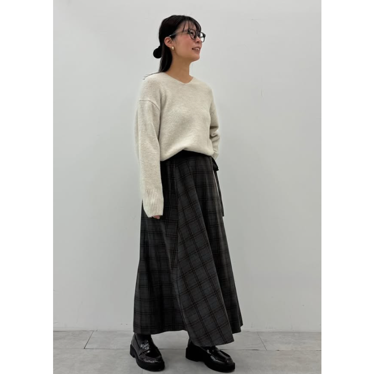 上質さとリラックス感が漂う大人のヤク風Vネックプルオーバーニット | coca | 詳細画像29 