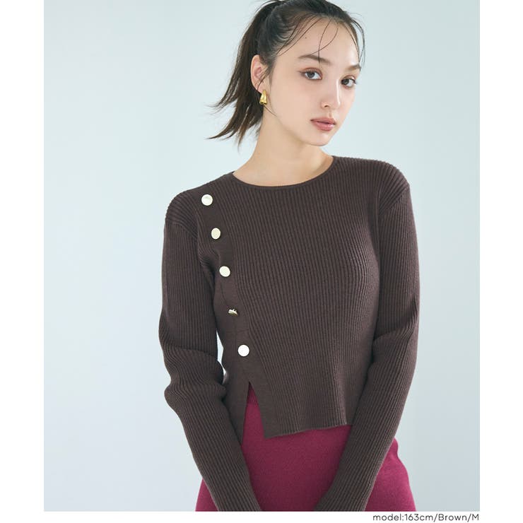 上品なゴールドボタンがアクセントのニットトップス | coca | 詳細画像7 