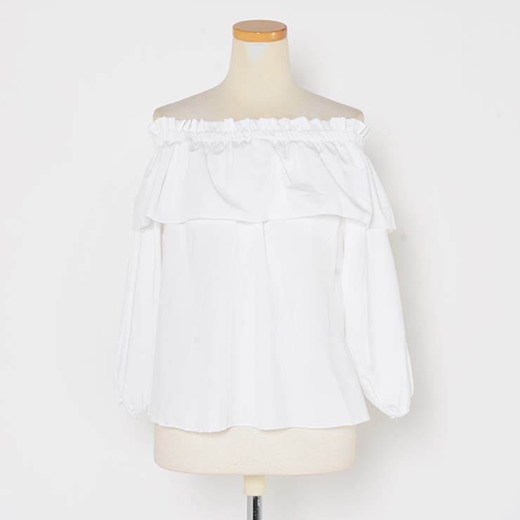 【kirara】新品未使用　今季♡フリル　トップス　配信 mal フリルドット柄オフショル×ワンカラータイトスカート韓国