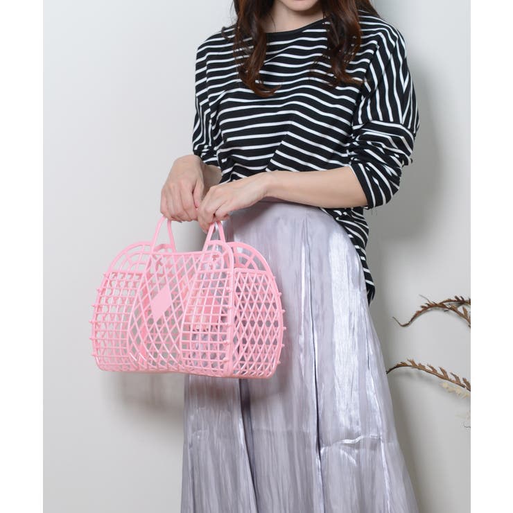 さくらさん専用です。【新品未使用】カゴ風バッグ　生成り×ブラック さくらさん専用です。【新品未使用】カゴ風バッグ 生成り×ブラック