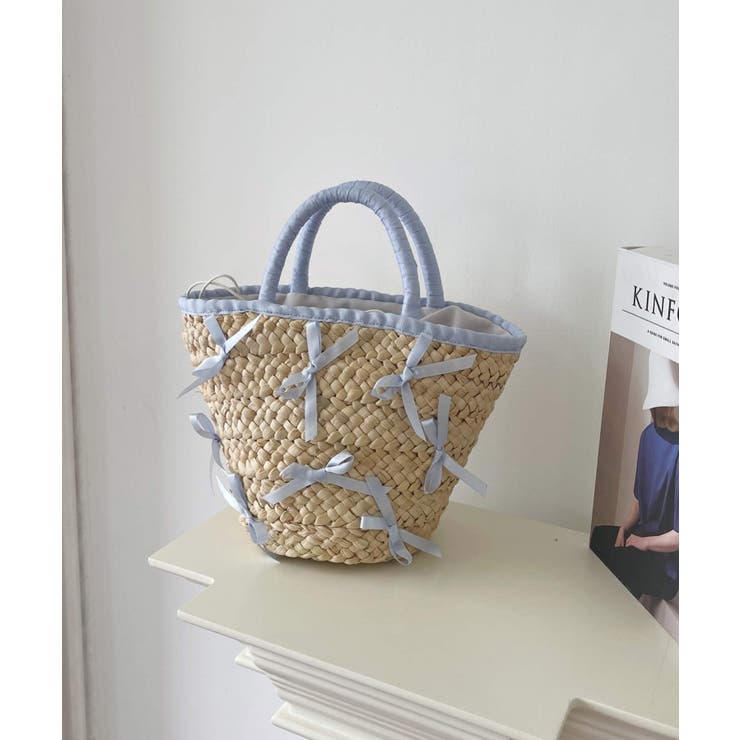 ロエベ　カゴバッグ　箱、袋、リボンつき LOEWE ドローストリング バケットバッグ（ヤシの葉＆カーフ