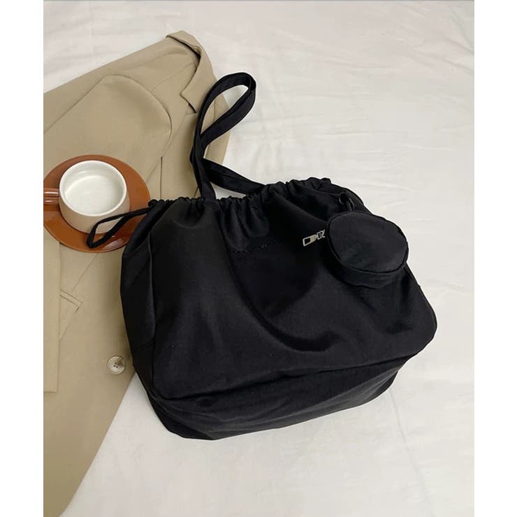 ブラック | 冬新作 ミニポーチ付き 巾着ナイロントートバッグA4サイズ | LOVERS