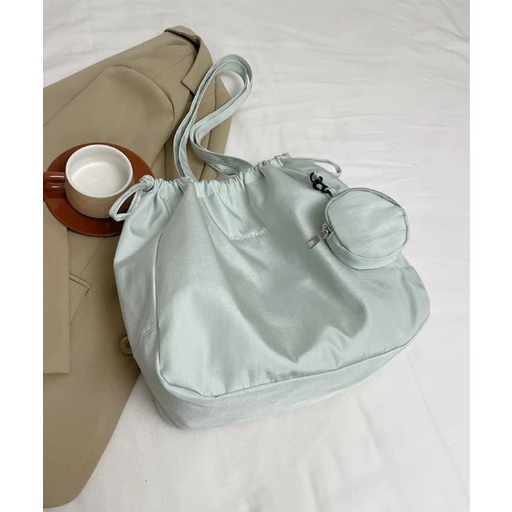 グリーン | 冬新作 ミニポーチ付き 巾着ナイロントートバッグA4サイズ | LOVERS