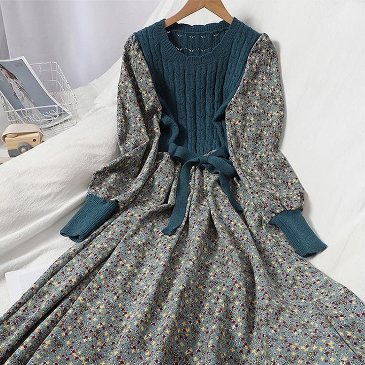 古着 vintage レトロ 花柄 立体刺繍 ニット セーター 黒 | 古着
