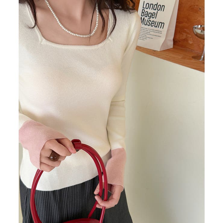 バイカラートップス 配色ニット スクエアネック | COCOMOMO | 詳細画像3 