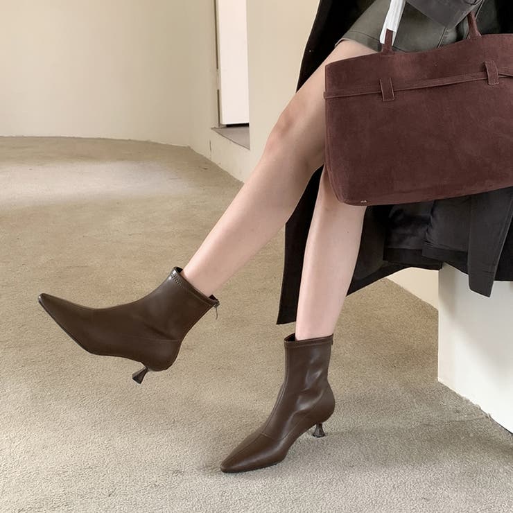 キトゥンヒールブーツ ショートブーツ ポインテッドトゥ | COCOMOMO | 詳細画像3 