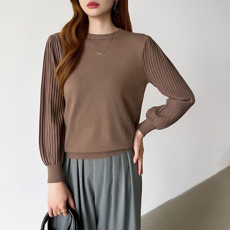 シンプルなのに印象的。プリーツスリーブニット ニット ボリューム袖 | COCOMOMO | 詳細画像13 