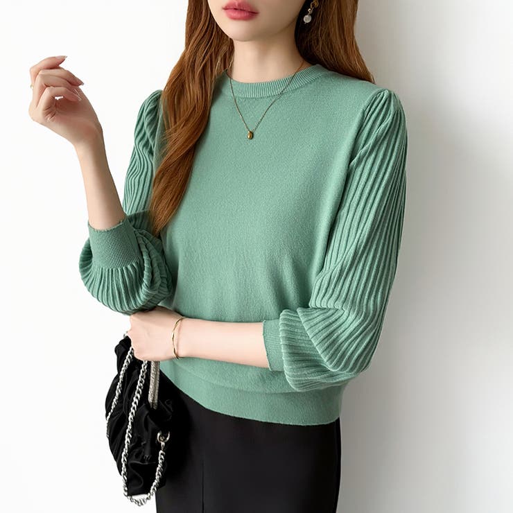 シンプルなのに印象的。プリーツスリーブニット ニット ボリューム袖 | COCOMOMO | 詳細画像23 