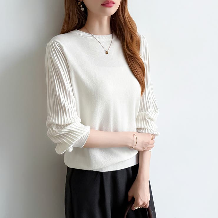 シンプルなのに印象的。プリーツスリーブニット ニット ボリューム袖 | COCOMOMO | 詳細画像4 