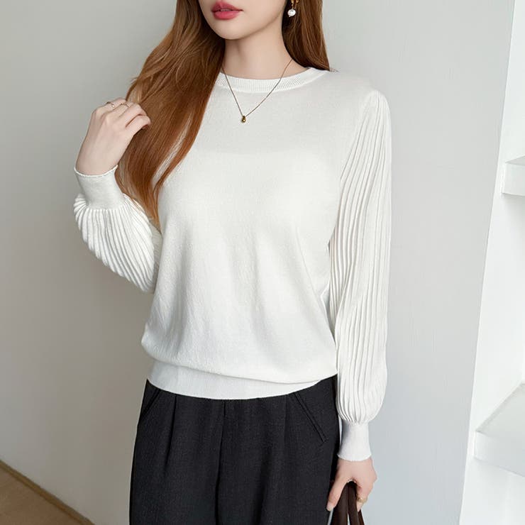 シンプルなのに印象的。プリーツスリーブニット ニット ボリューム袖 | COCOMOMO | 詳細画像8 