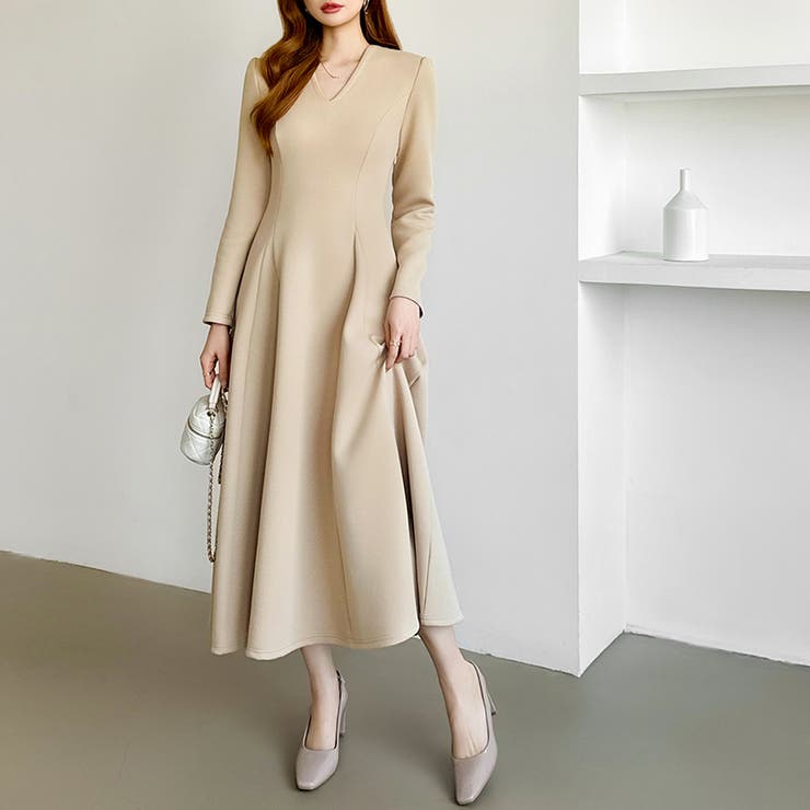 一目で美人。美ラインフレアワンピ vネックワンピース フレアワンピース | COCOMOMO | 詳細画像10 