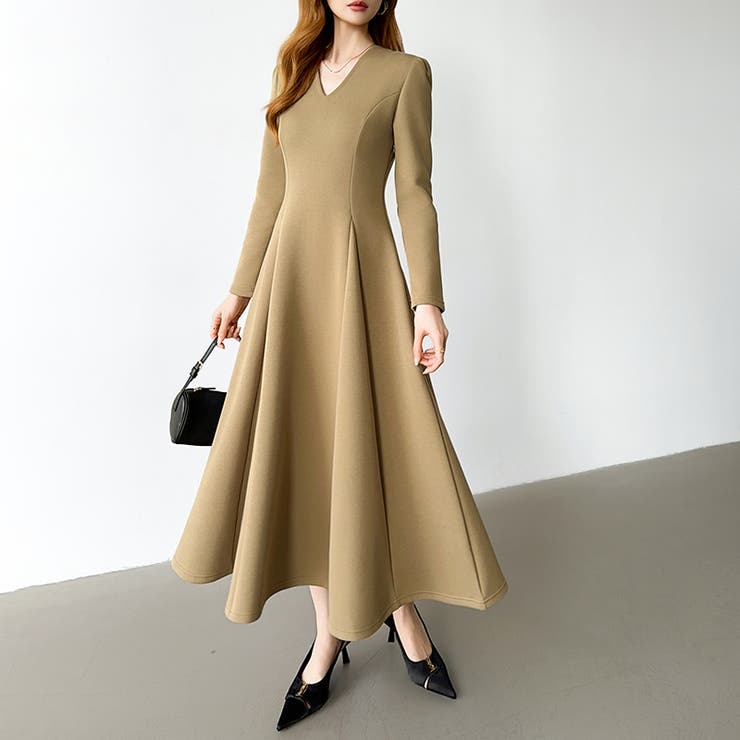 一目で美人。美ラインフレアワンピ vネックワンピース フレアワンピース | COCOMOMO | 詳細画像24 