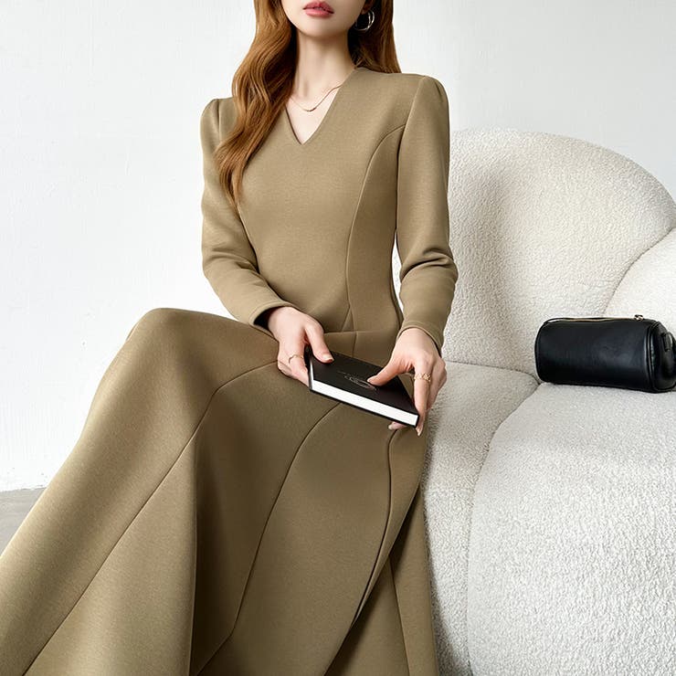 一目で美人。美ラインフレアワンピ vネックワンピース フレアワンピース | COCOMOMO | 詳細画像28 