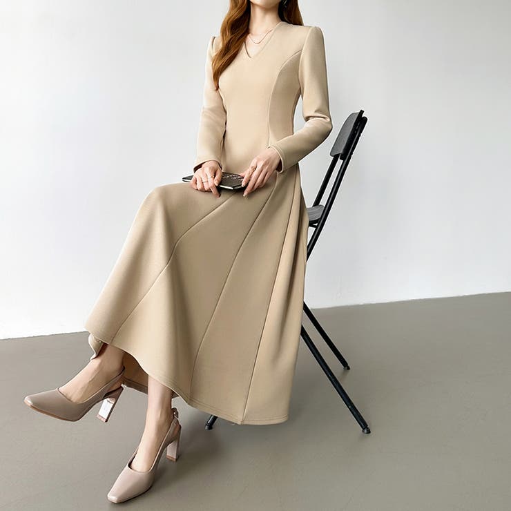 一目で美人。美ラインフレアワンピ vネックワンピース フレアワンピース | COCOMOMO | 詳細画像4 