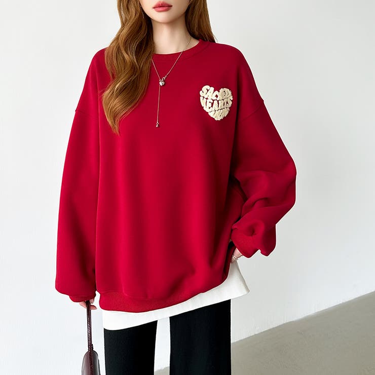 後ろ姿まで可愛い。サガラ刺繍ハートロゴトレーナー スウェット ロゴトレーナー | COCOMOMO | 詳細画像11 