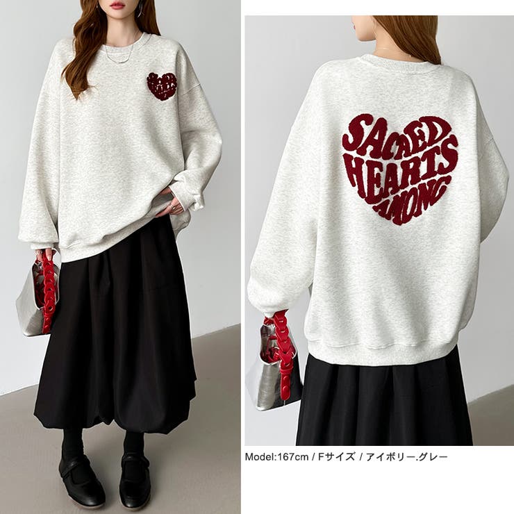 後ろ姿まで可愛い。サガラ刺繍ハートロゴトレーナー スウェット ロゴトレーナー | COCOMOMO | 詳細画像27 