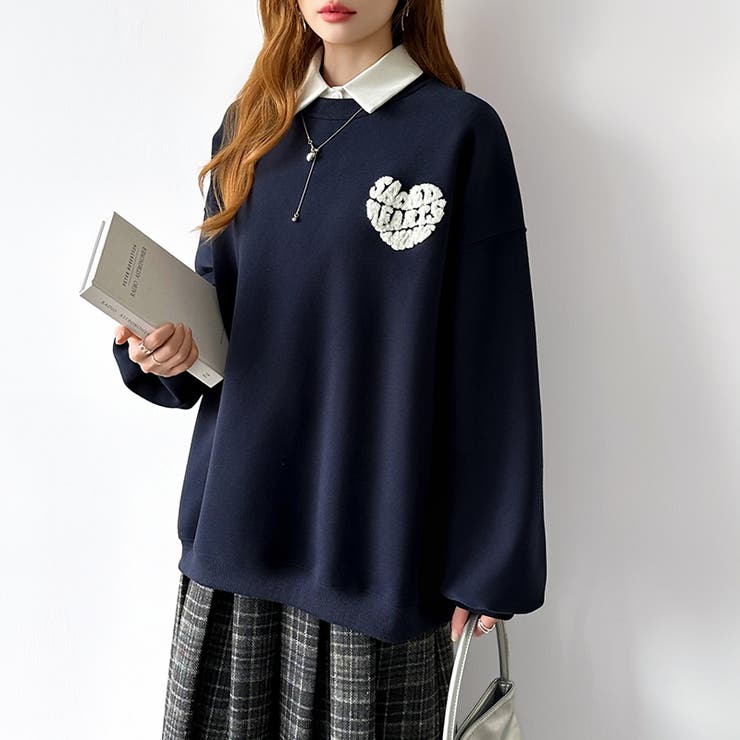 後ろ姿まで可愛い。サガラ刺繍ハートロゴトレーナー スウェット ロゴトレーナー | COCOMOMO | 詳細画像32 