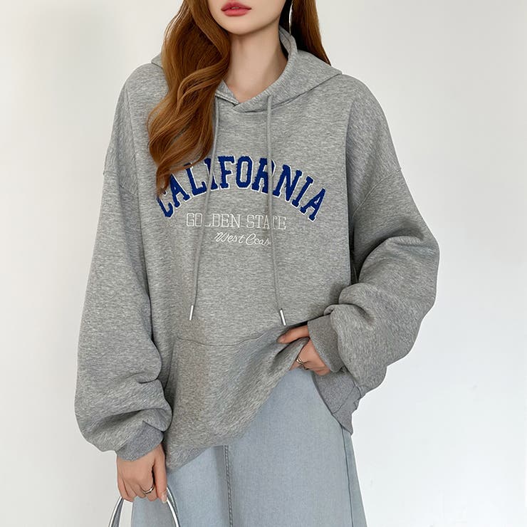 着るだけで今っぽい、デイリーに使えるカレッジロゴパーカー オーバーサイズ パーカー | COCOMOMO | 詳細画像22 