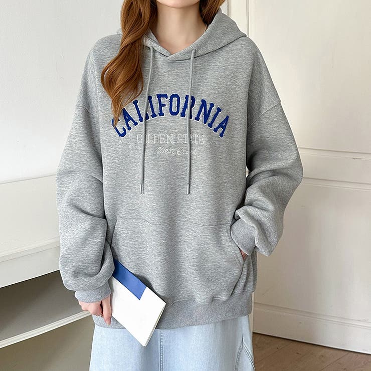 着るだけで今っぽい、デイリーに使えるカレッジロゴパーカー オーバーサイズ パーカー | COCOMOMO | 詳細画像30 