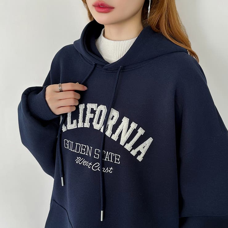 着るだけで今っぽい、デイリーに使えるカレッジロゴパーカー オーバーサイズ パーカー | COCOMOMO | 詳細画像35 