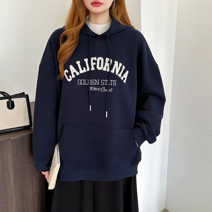 着るだけで今っぽい、デイリーに使えるカレッジロゴパーカー オーバーサイズ パーカー | COCOMOMO | 詳細画像39 