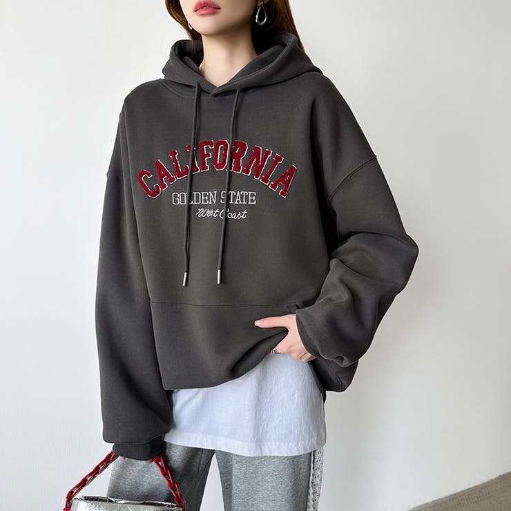 着るだけで今っぽい、デイリーに使えるカレッジロゴパーカー オーバーサイズ パーカー | COCOMOMO | 詳細画像42 