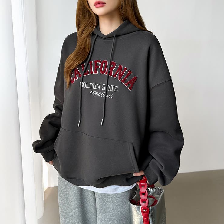 着るだけで今っぽい、デイリーに使えるカレッジロゴパーカー オーバーサイズ パーカー | COCOMOMO | 詳細画像49 