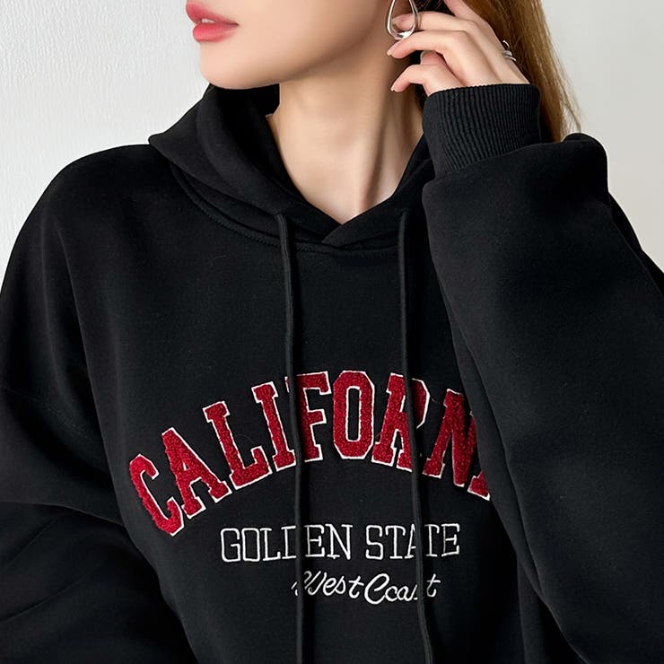 着るだけで今っぽい、デイリーに使えるカレッジロゴパーカー オーバーサイズ パーカー | COCOMOMO | 詳細画像55 