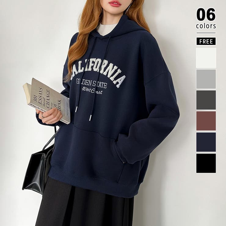 ネイビー | 着るだけで今っぽい、デイリーに使えるカレッジロゴパーカー オーバーサイズ パーカー | COCOMOMO