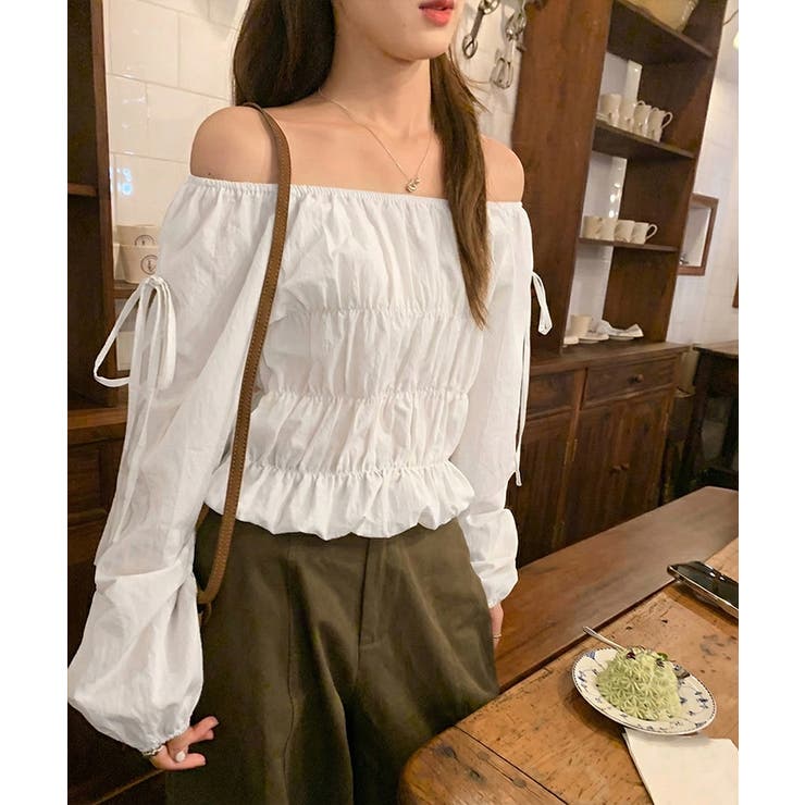 その日の気分で、オフショルにも。2wayオフショルブラウス オフショルダー | COCOMOMO | 詳細画像16 