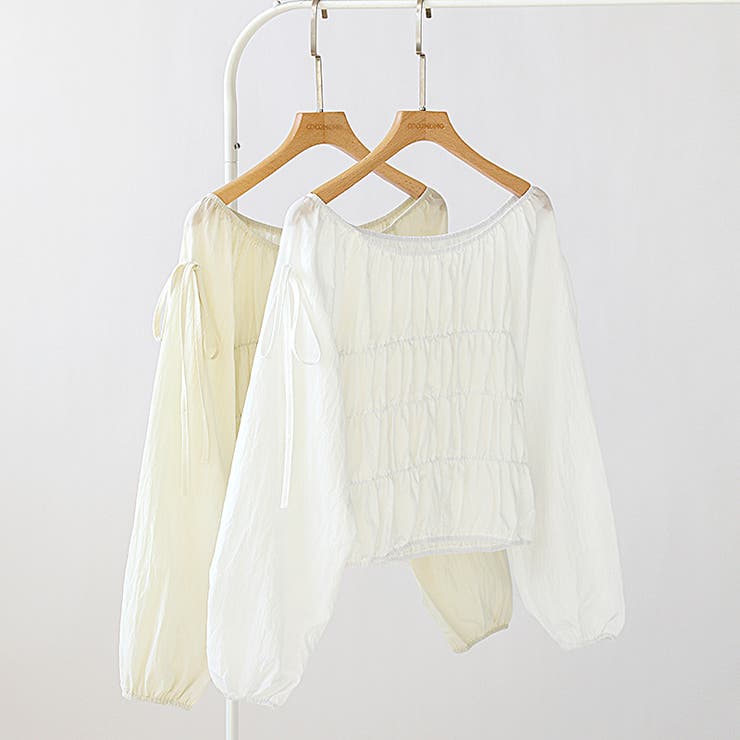 その日の気分で、オフショルにも。2wayオフショルブラウス オフショルダー | COCOMOMO | 詳細画像18 