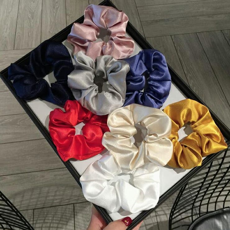 シャイニー素材シュシュ 光沢感 キラキラ | COCOMOMO | 詳細画像4 