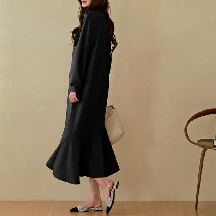 エンボスワンピース 柔らかいクレープ生地フレアワンピース ロング