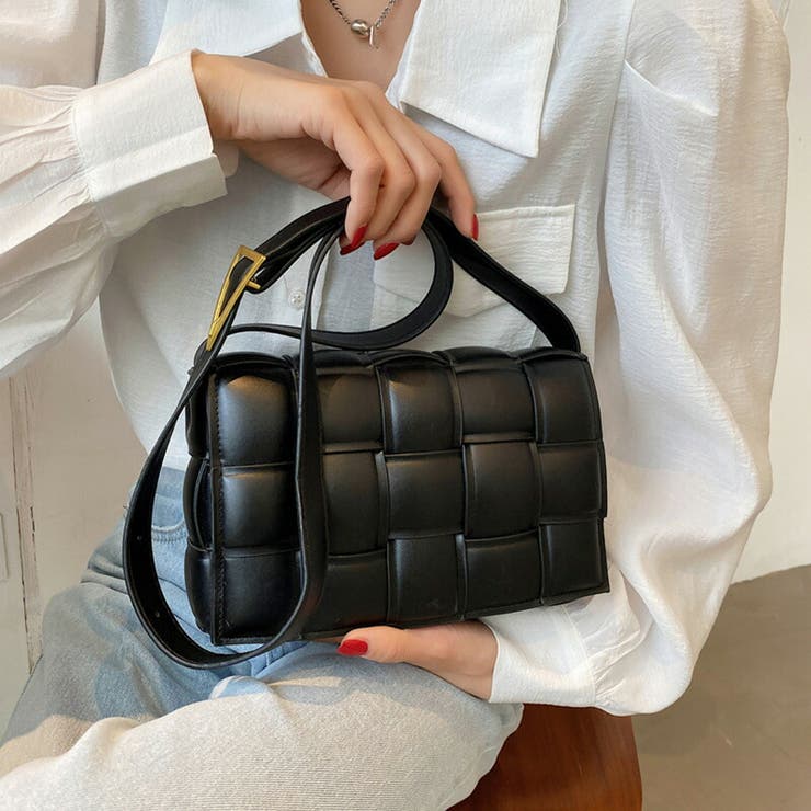 ショルダーバッグ スクエア編み込みショルダーバッグ 斜め掛けバッグ